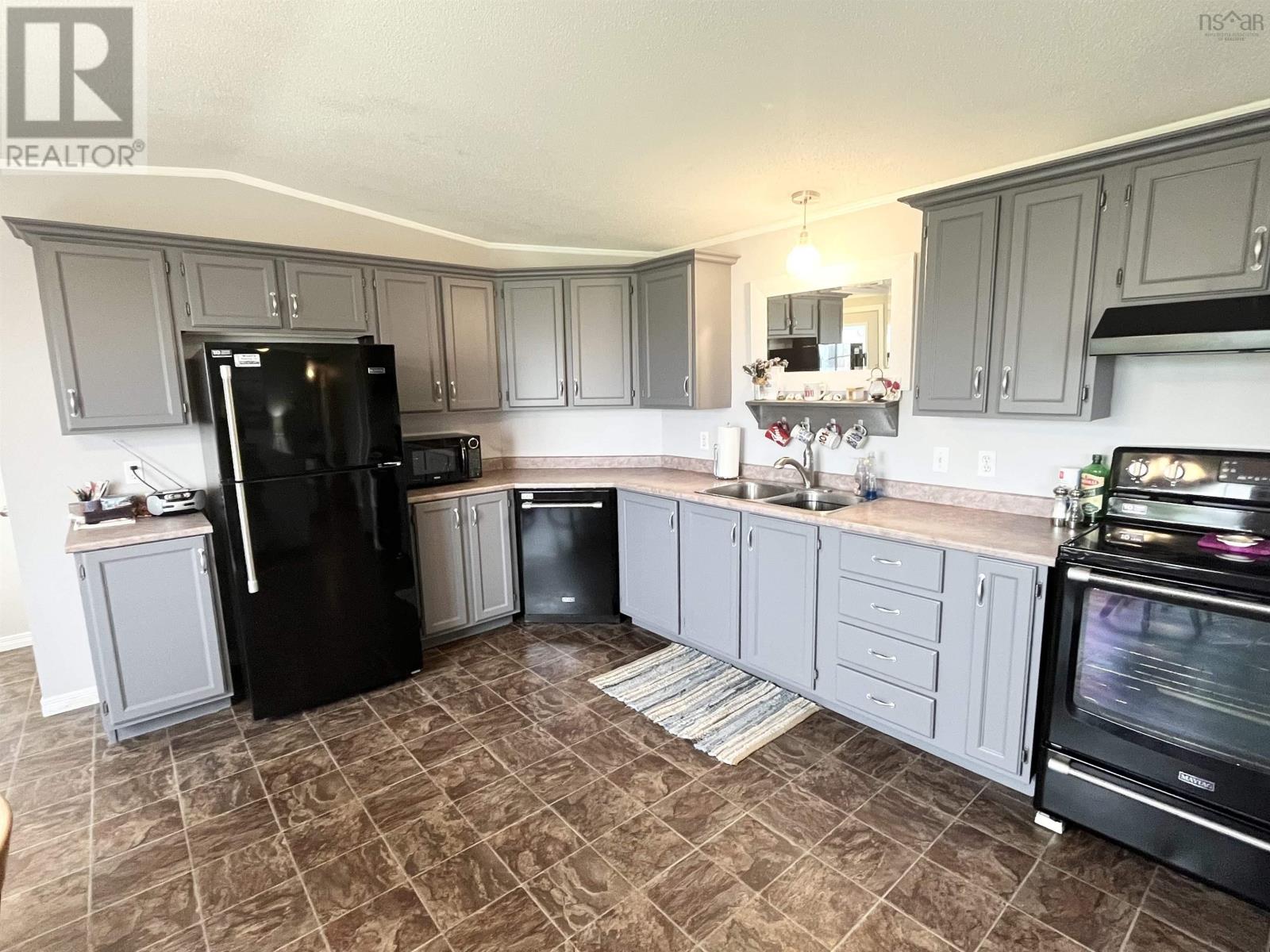 21 Stoddart Drive, Clark's Harbour, Nova Scotia  B0W 1P0 - Photo 15 - 202515207