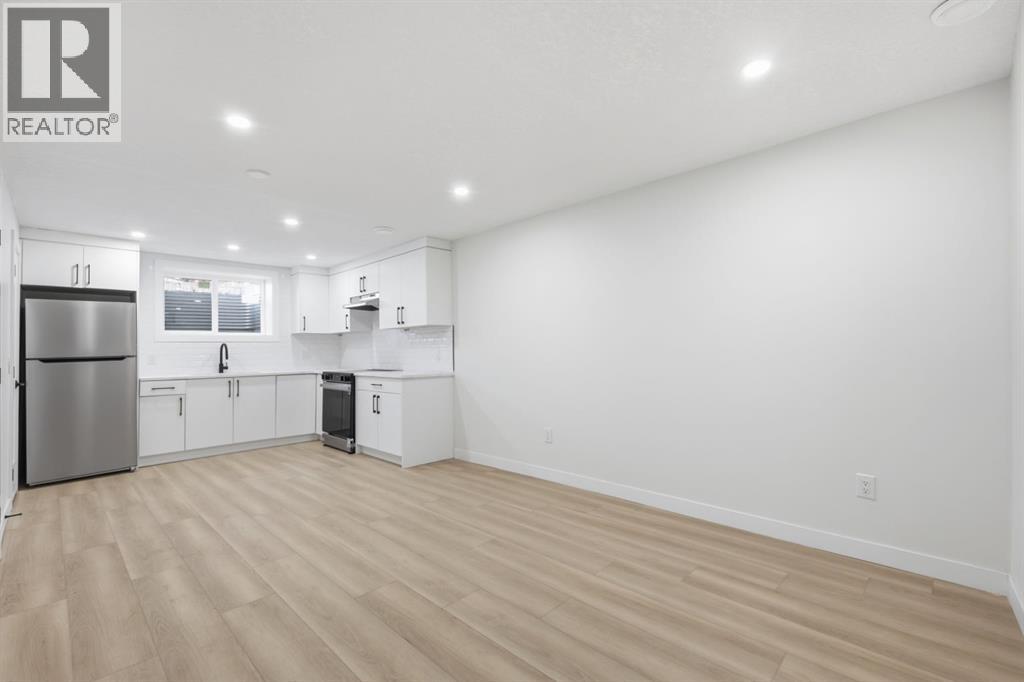 8426 Berkley Road Nw, Calgary, Alberta  T3K 1B4 - Photo 31 - A2283794