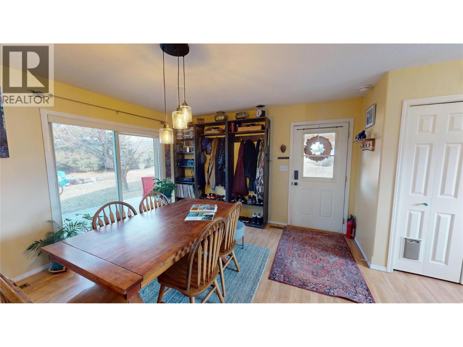 4651 Willow Road, Wasa, British Columbia  V0B 2K0 - Photo 15 - 10375207