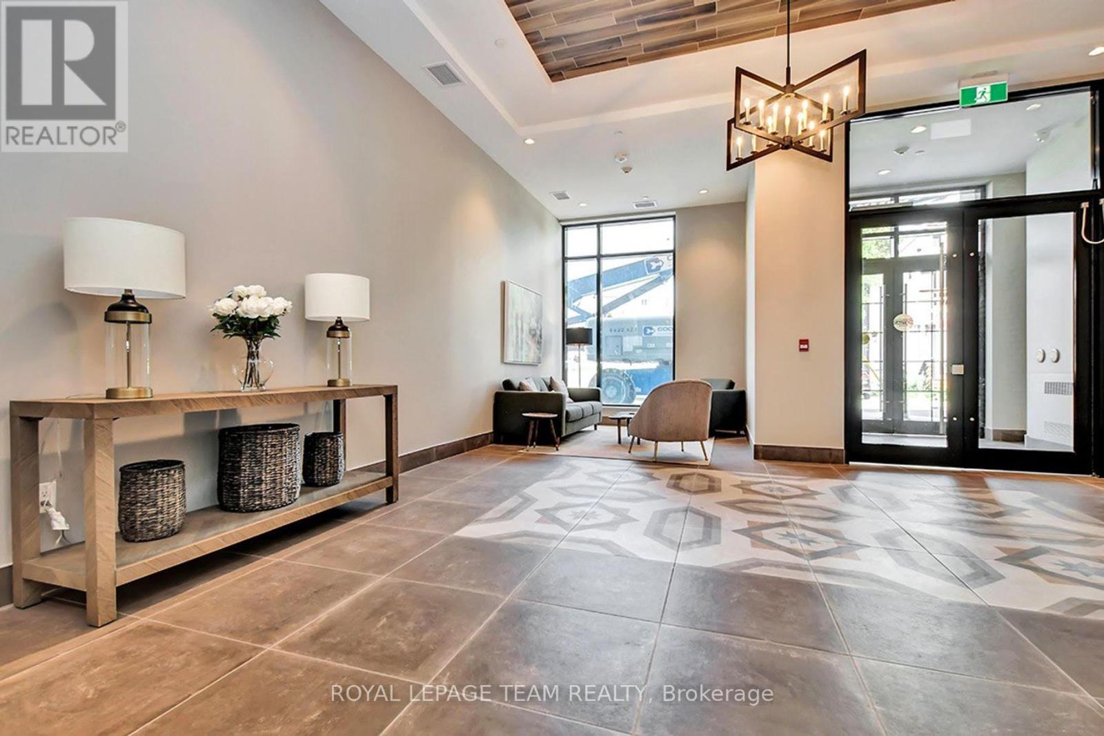 309 - 60 Springhurst Avenue, Ottawa, Ontario  K1S 5V7 - Photo 3 - X12779210