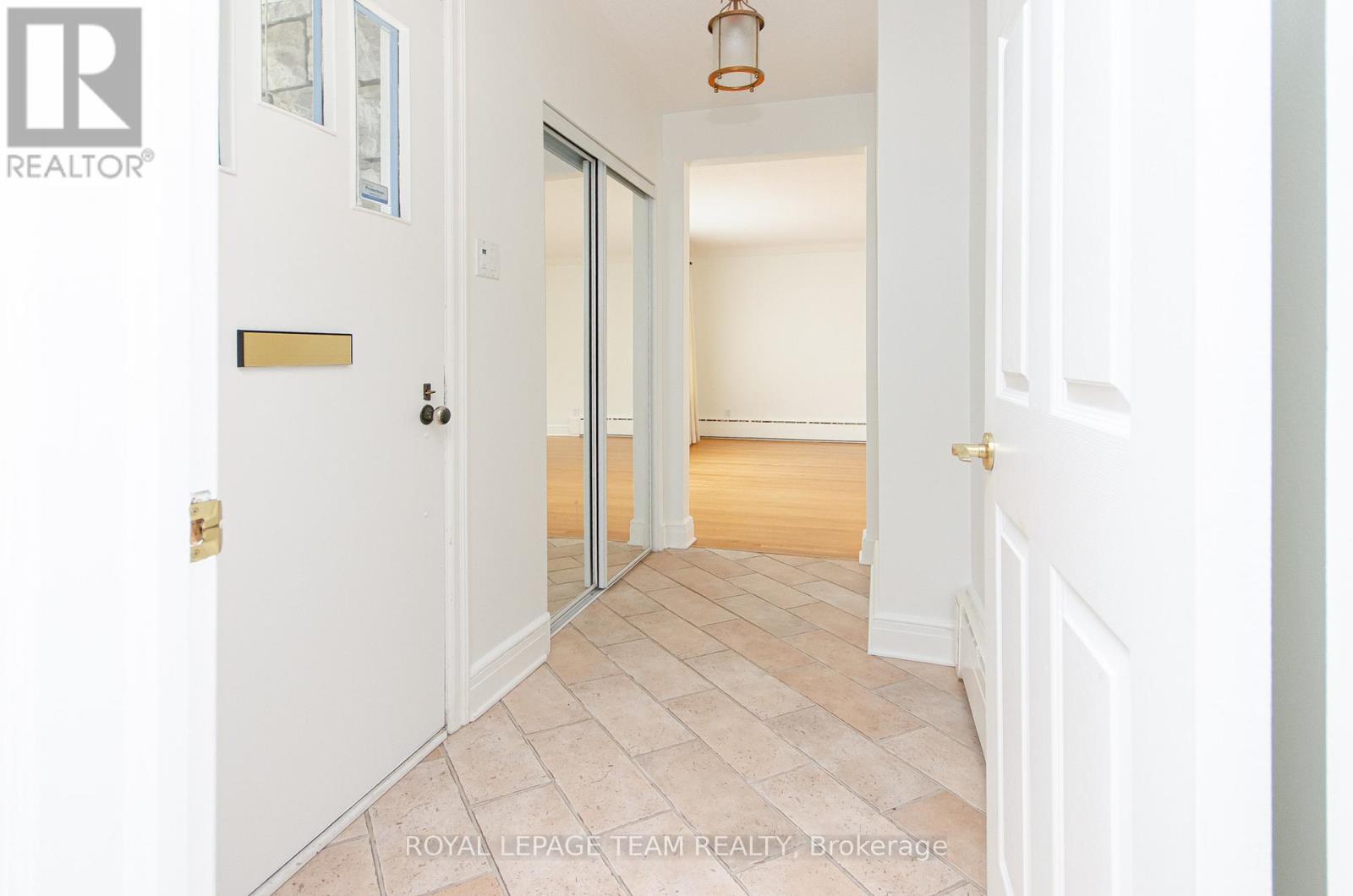 1996 Cedar Lane Terrace, Ottawa, Ontario  K2A 1J8 - Photo 3 - X12779240