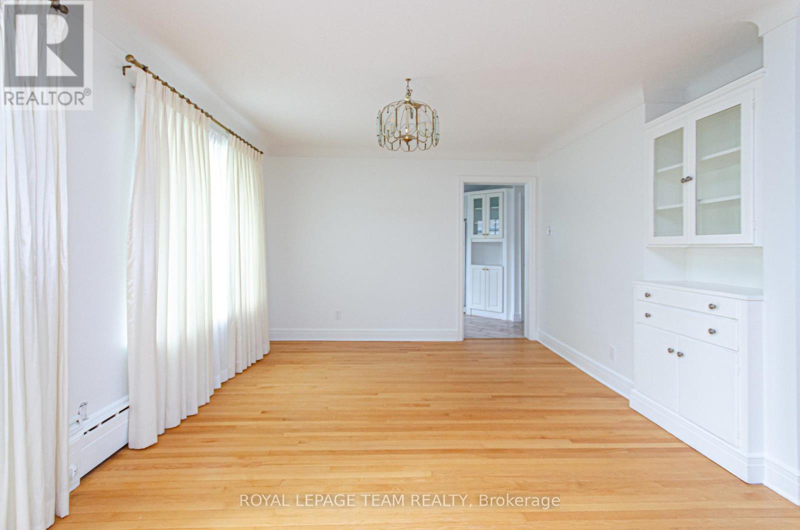 1996 Cedar Lane Terrace, Ottawa, Ontario  K2A 1J8 - Photo 9 - X12779240