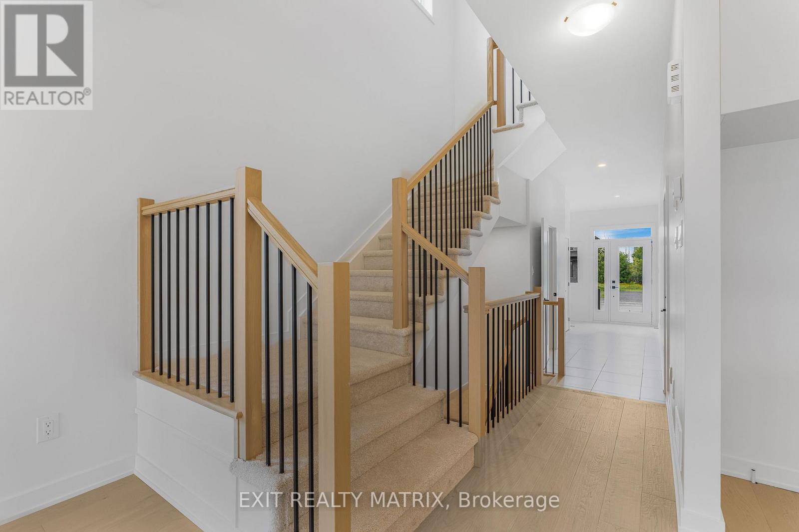 937 Cologne Street, Russell, Ontario  K0A 1W0 - Photo 6 - X12779322