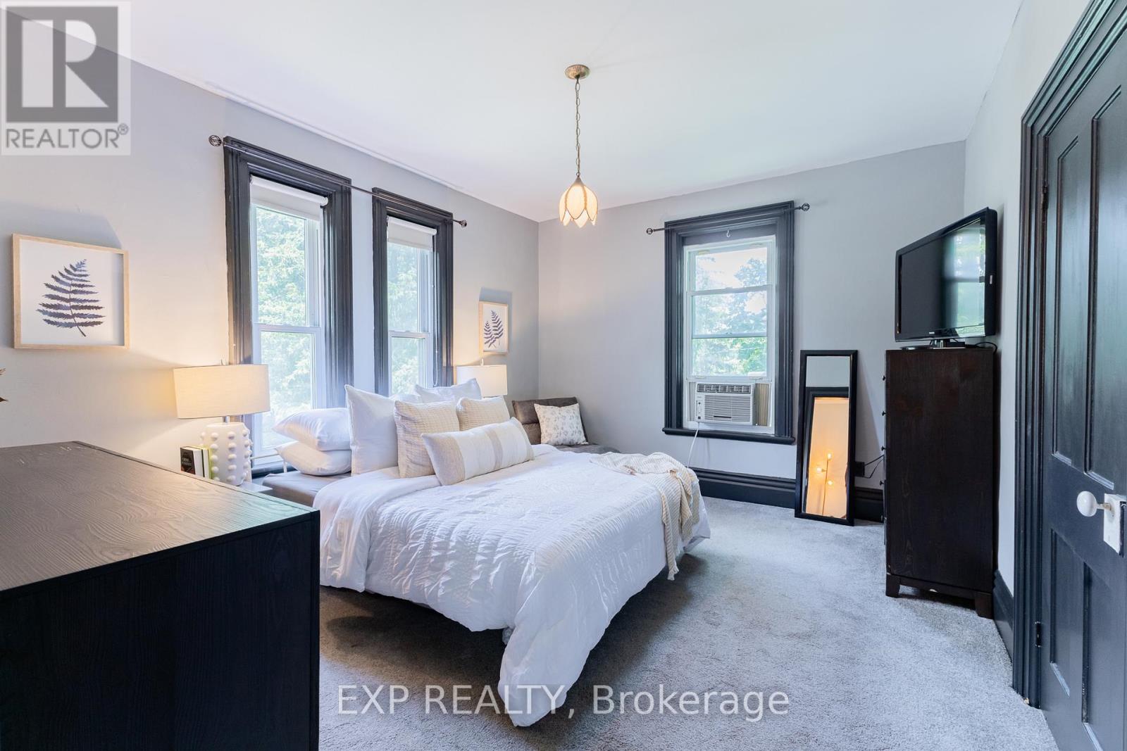 283 Hastings Street, North Middlesex, Ontario  N0M 2K0 - Photo 22 - X12663052