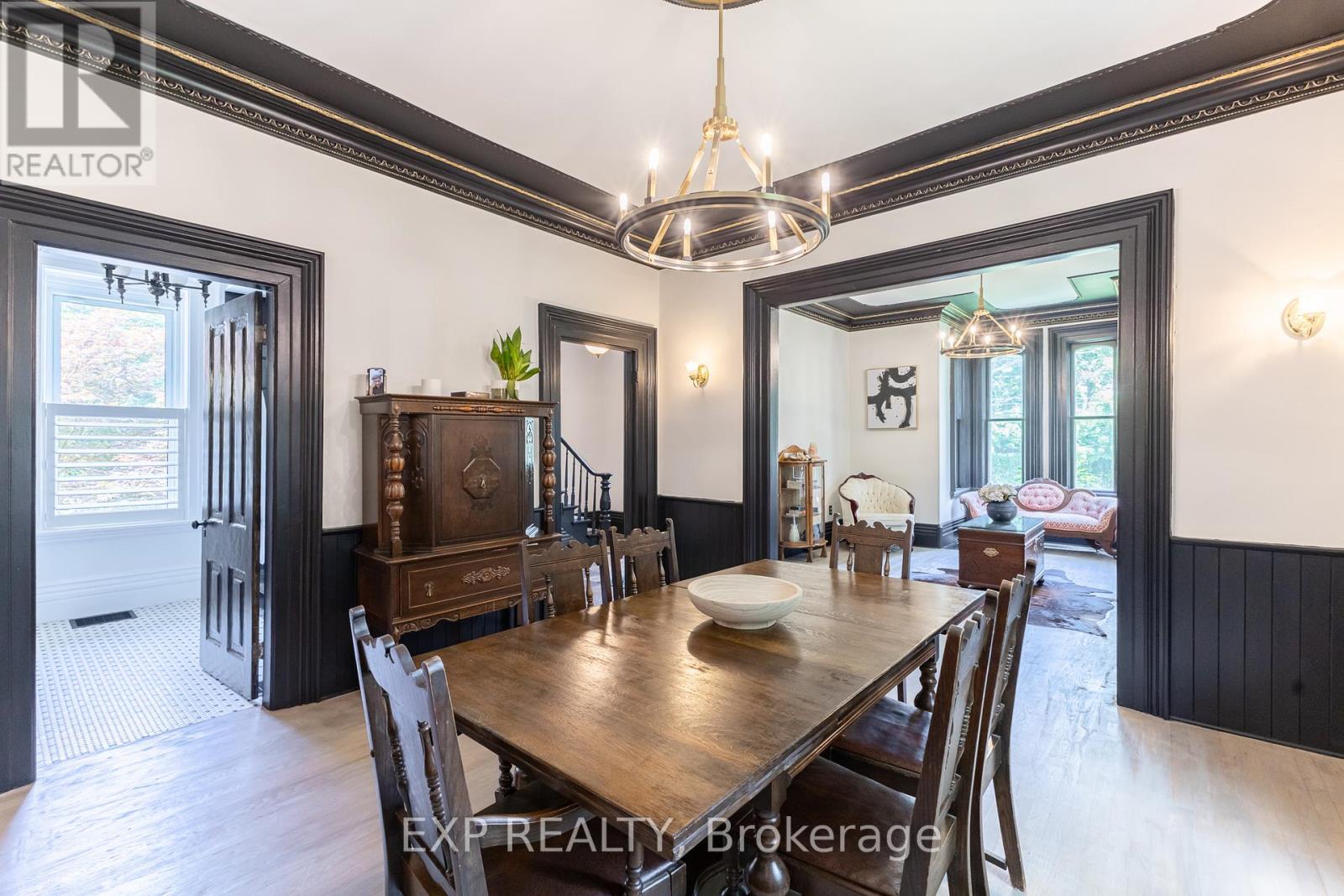 283 Hastings Street, North Middlesex, Ontario  N0M 2K0 - Photo 6 - X12663052