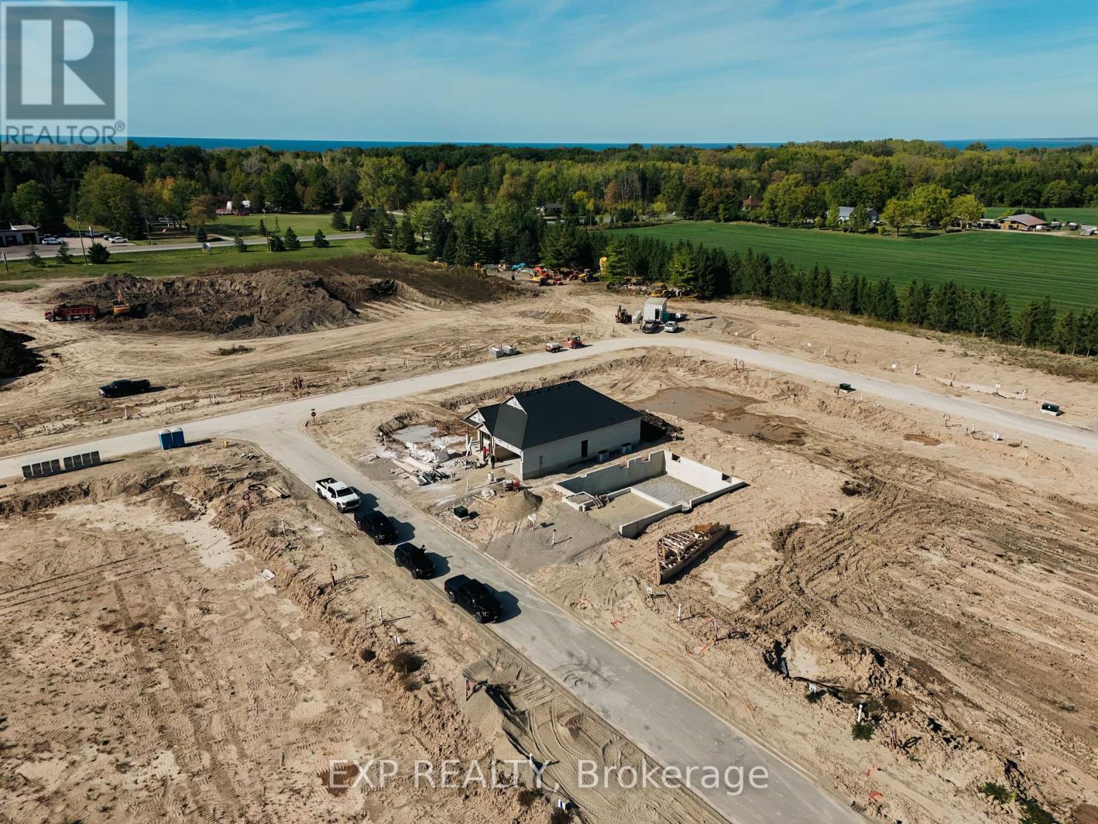 6 Sullivan Street, South Huron, Ontario  N0M 1T0 - Photo 9 - X12730412