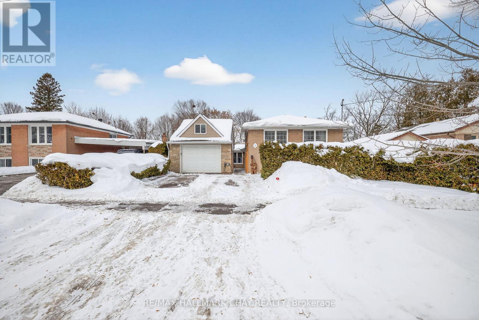 8 Ladywood Drive, Toronto, Ontario  M9V 1K9 - Photo 39 - W12777492