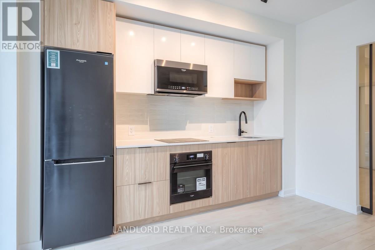 323 - 5 Defries Street, Toronto, Ontario  M5A 0W7 - Photo 4 - C12693160