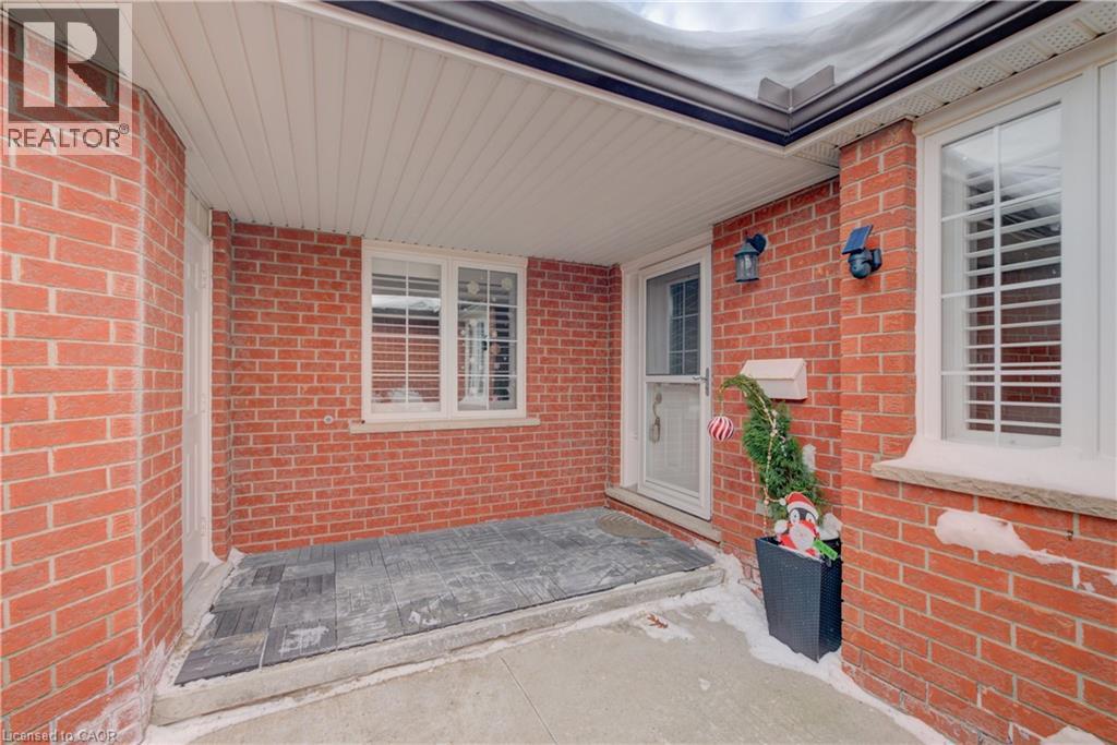 10 Isherwood Avenue Unit# 18, Cambridge, Ontario  N1R 8L5 - Photo 3 - 40804331