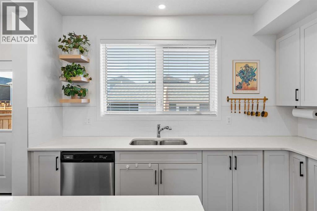 966 Mahogany Boulevard Se, Calgary, Alberta  T3M 2X3 - Photo 5 - A2281218