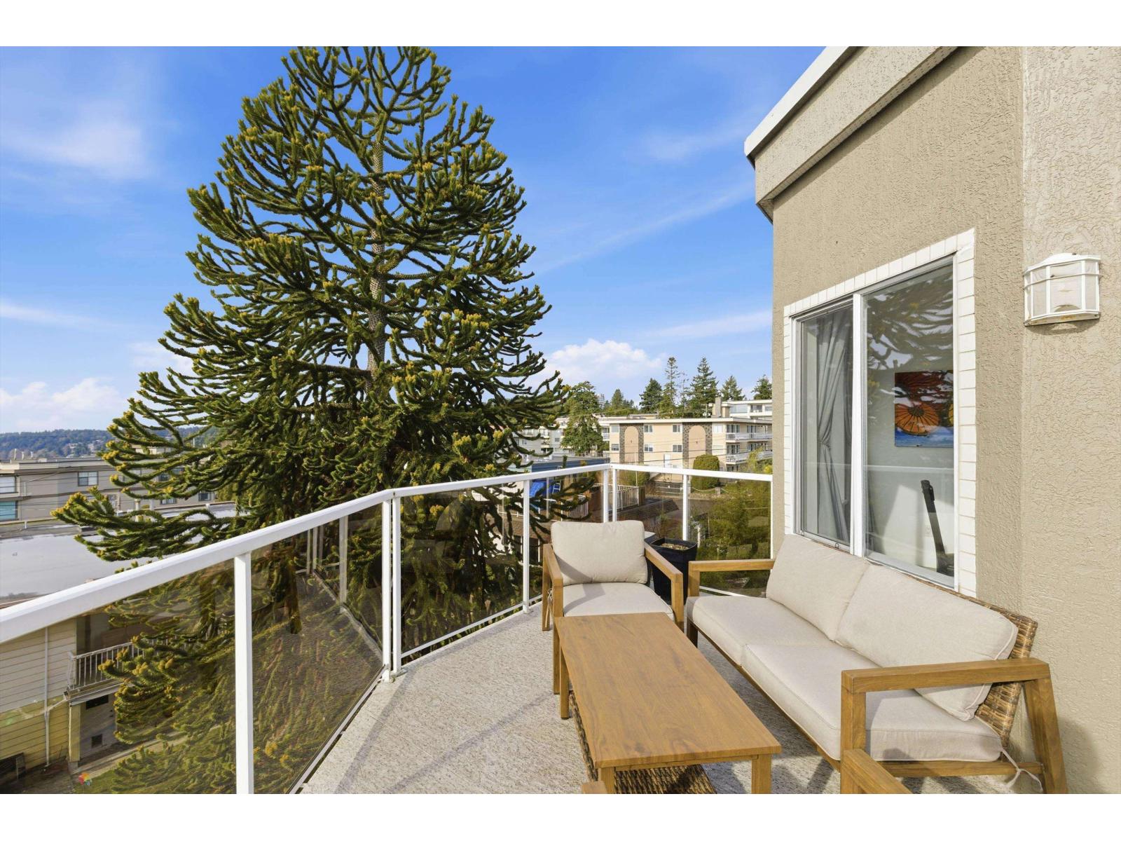 302 15130 Prospect Avenue, White Rock, British Columbia  V4B 2B9 - Photo 3 - R3087764