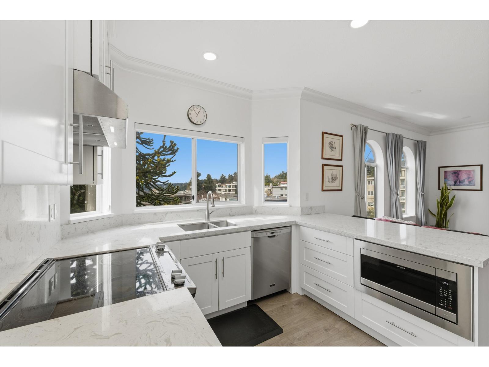 302 15130 Prospect Avenue, White Rock, British Columbia  V4B 2B9 - Photo 16 - R3087764