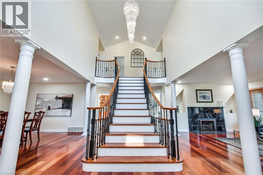 24 John Martin Crescent, Flamborough, Ontario  L8B 0Z9 - Photo 4 - 40804504