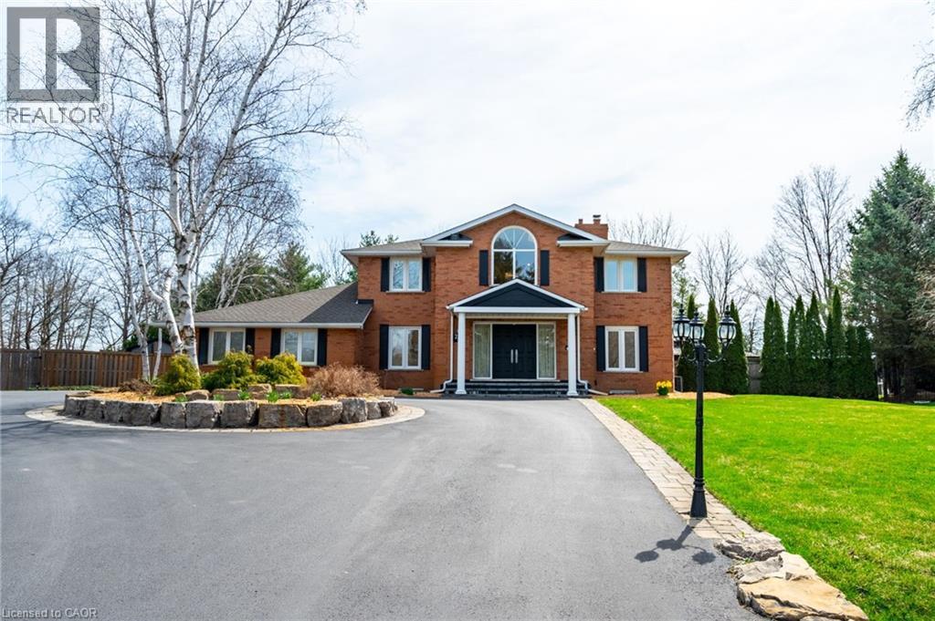 24 John Martin Crescent, Flamborough, Ontario  L8B 0Z9 - Photo 1 - 40804504