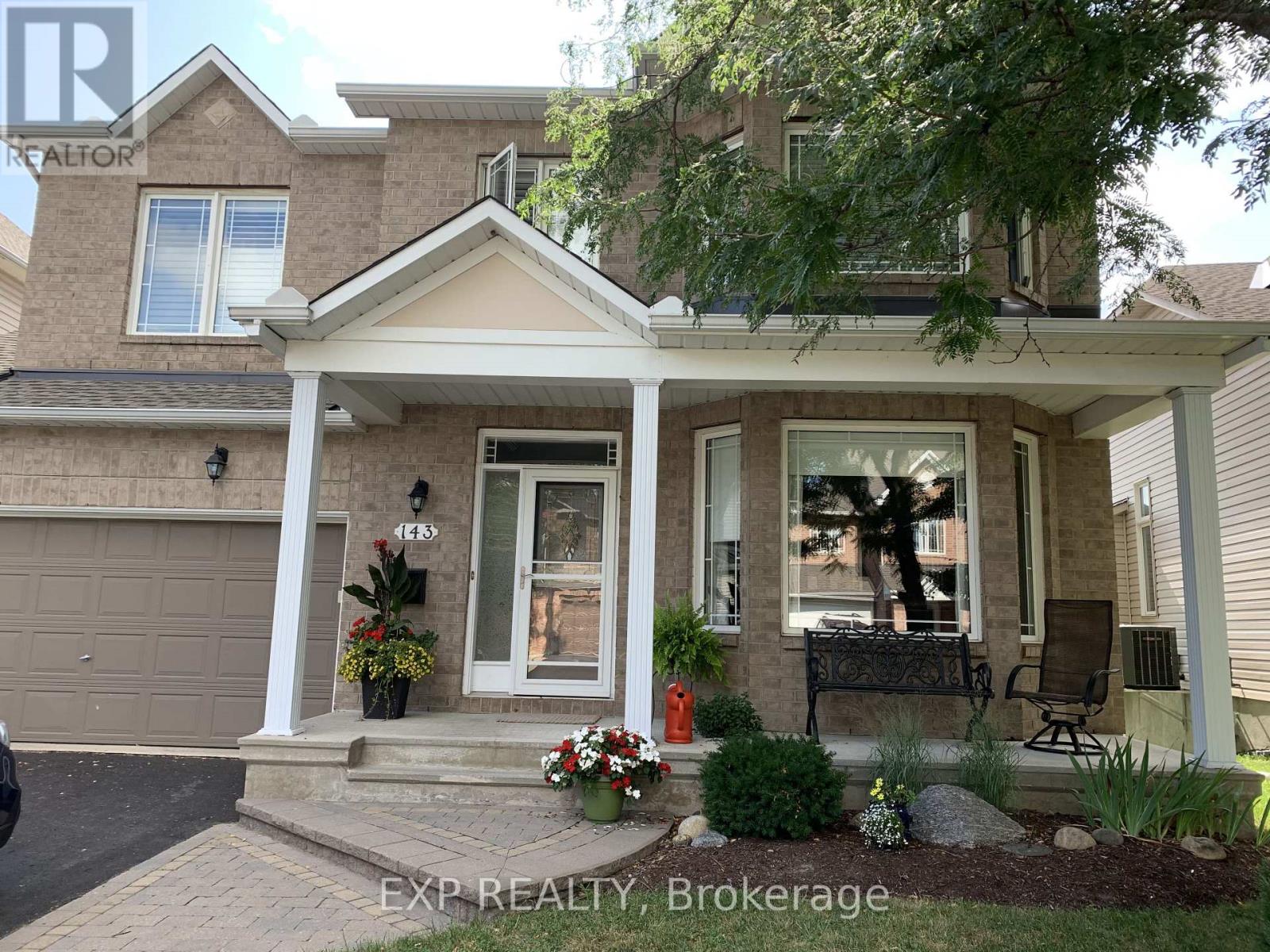143 Copperwood Street, Ottawa, Ontario  K1C 7S1 - Photo 2 - X12778680