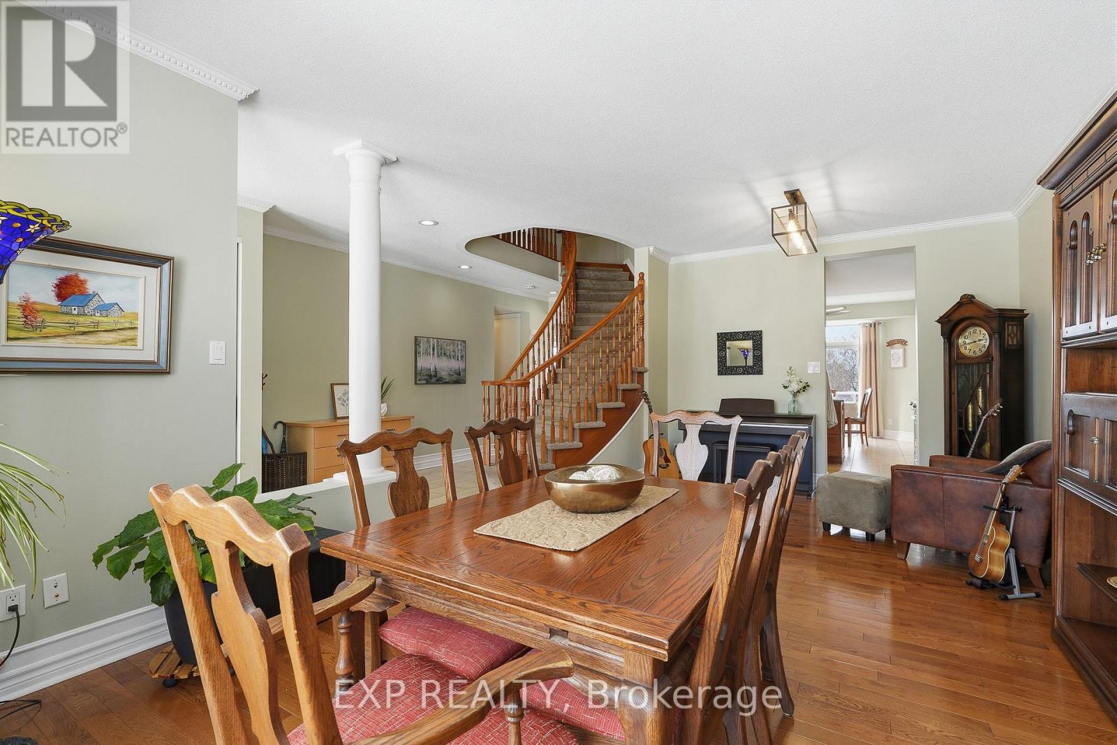 143 Copperwood Street, Ottawa, Ontario  K1C 7S1 - Photo 5 - X12778680