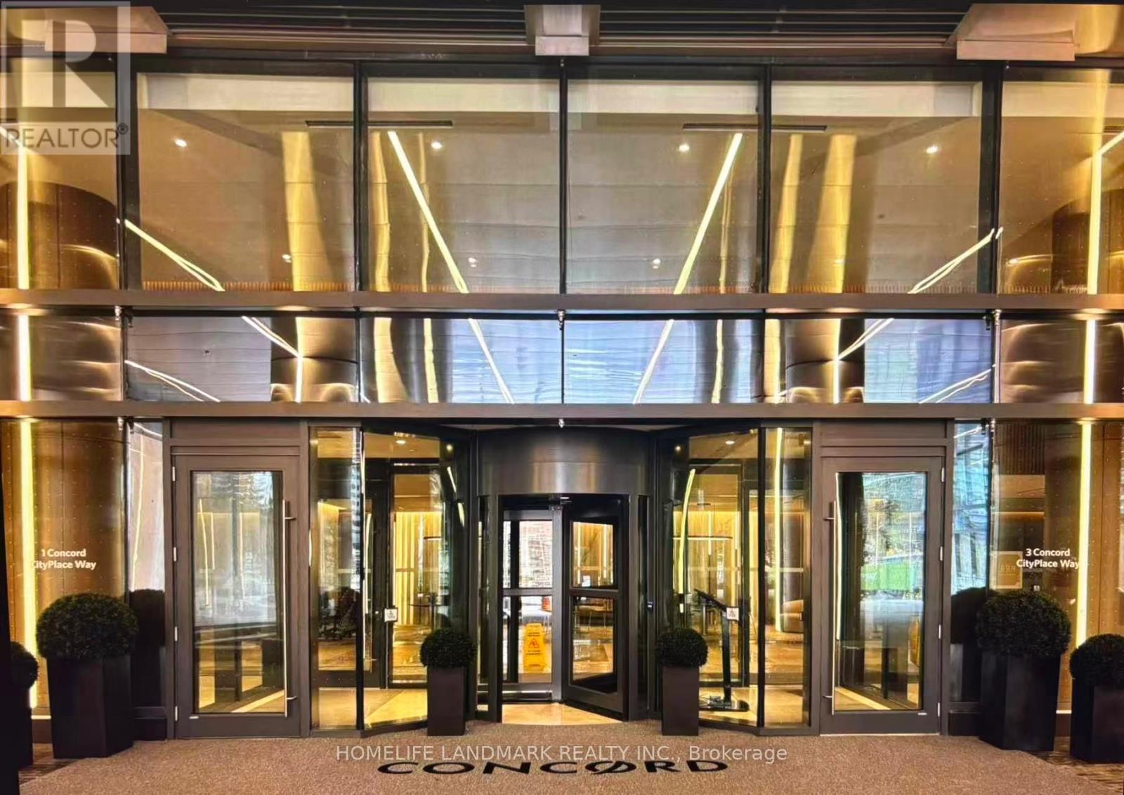 5615 - 3 CONCORD CITYPLACE WAY, Toronto, Ontario