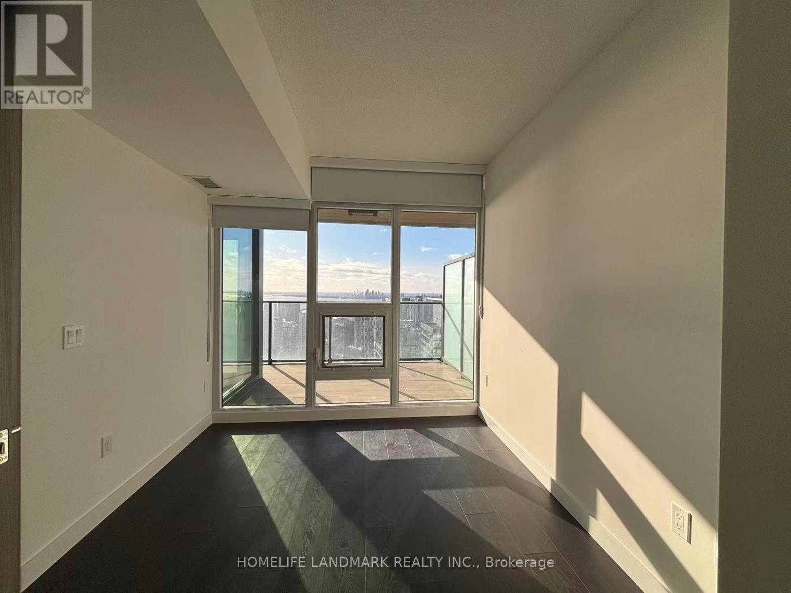 5615 - 3 Concord Cityplace Way, Toronto, Ontario  M5V 0X4 - Photo 14 - C12779230