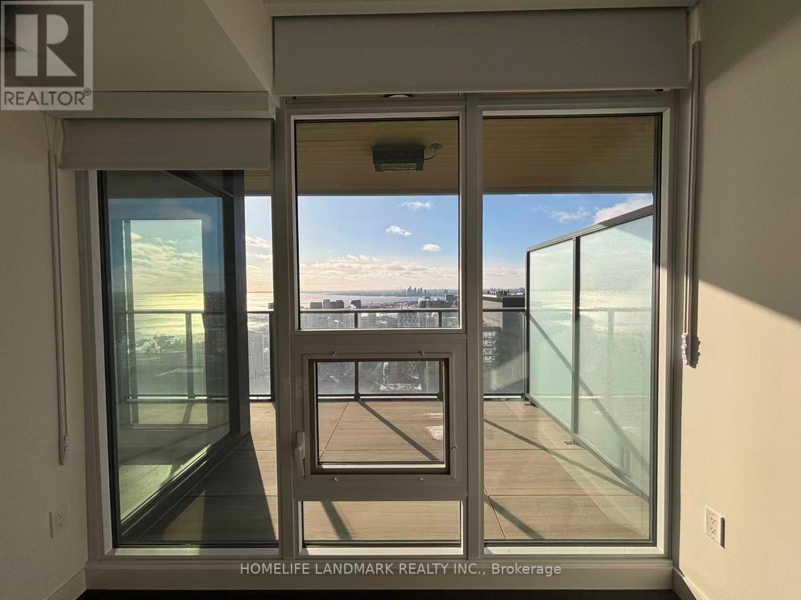 5615 - 3 Concord Cityplace Way, Toronto, Ontario  M5V 0X4 - Photo 15 - C12779230