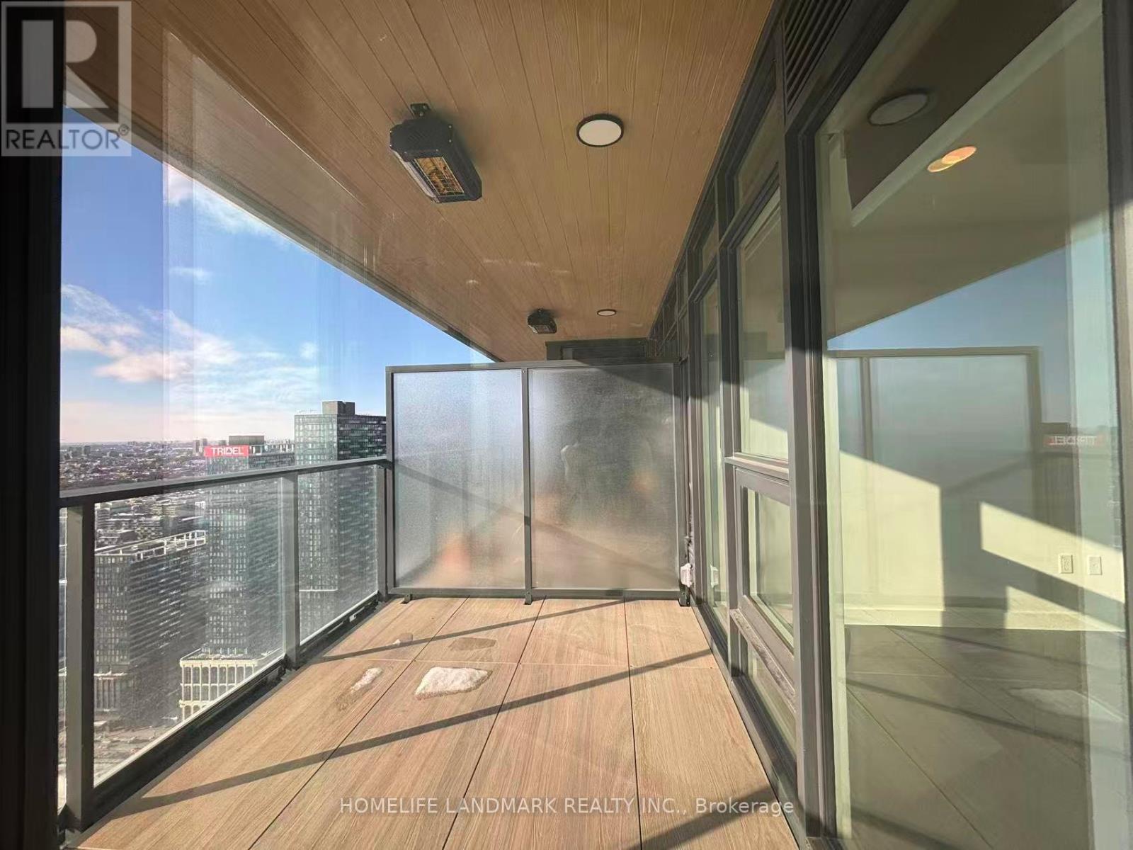 5615 - 3 Concord Cityplace Way, Toronto, Ontario  M5V 0X4 - Photo 21 - C12779230