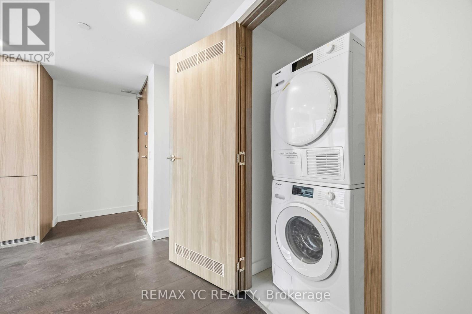 2812 - 3 Concord Cityplace Way, Toronto, Ontario  M5V 0X4 - Photo 19 - C12779242