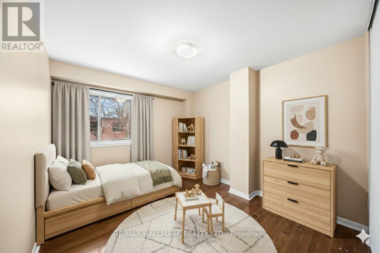 25 Song Meadoway, Toronto, Ontario  M2H 2T8 - Photo 24 - C12779256