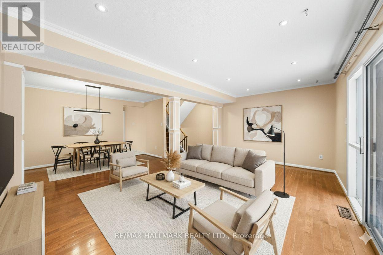 25 Song Meadoway, Toronto, Ontario  M2H 2T8 - Photo 3 - C12779256