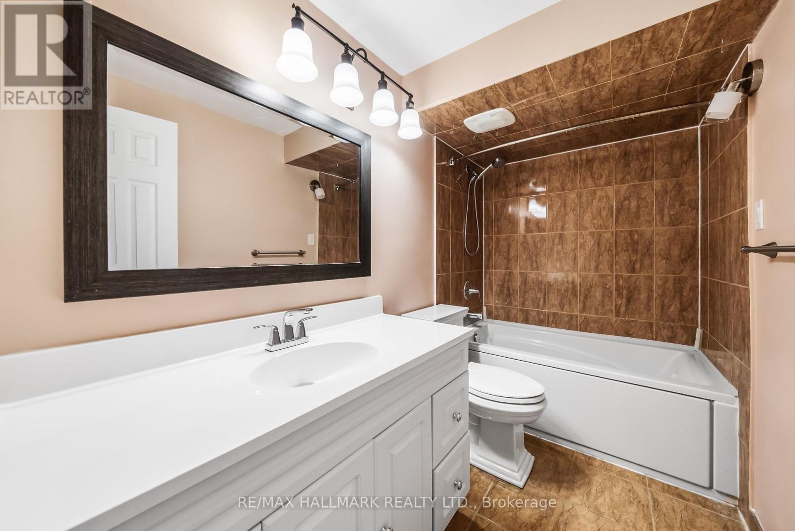25 Song Meadoway, Toronto, Ontario  M2H 2T8 - Photo 30 - C12779256