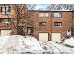 25 SONG MEADOWAY, Toronto, Ontario