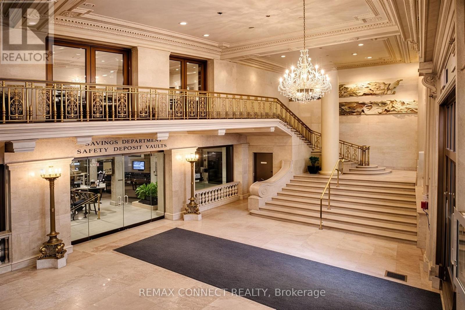 1702 - 1 King Street W, Toronto, Ontario  M5H 1A2 - Photo 3 - C12779262