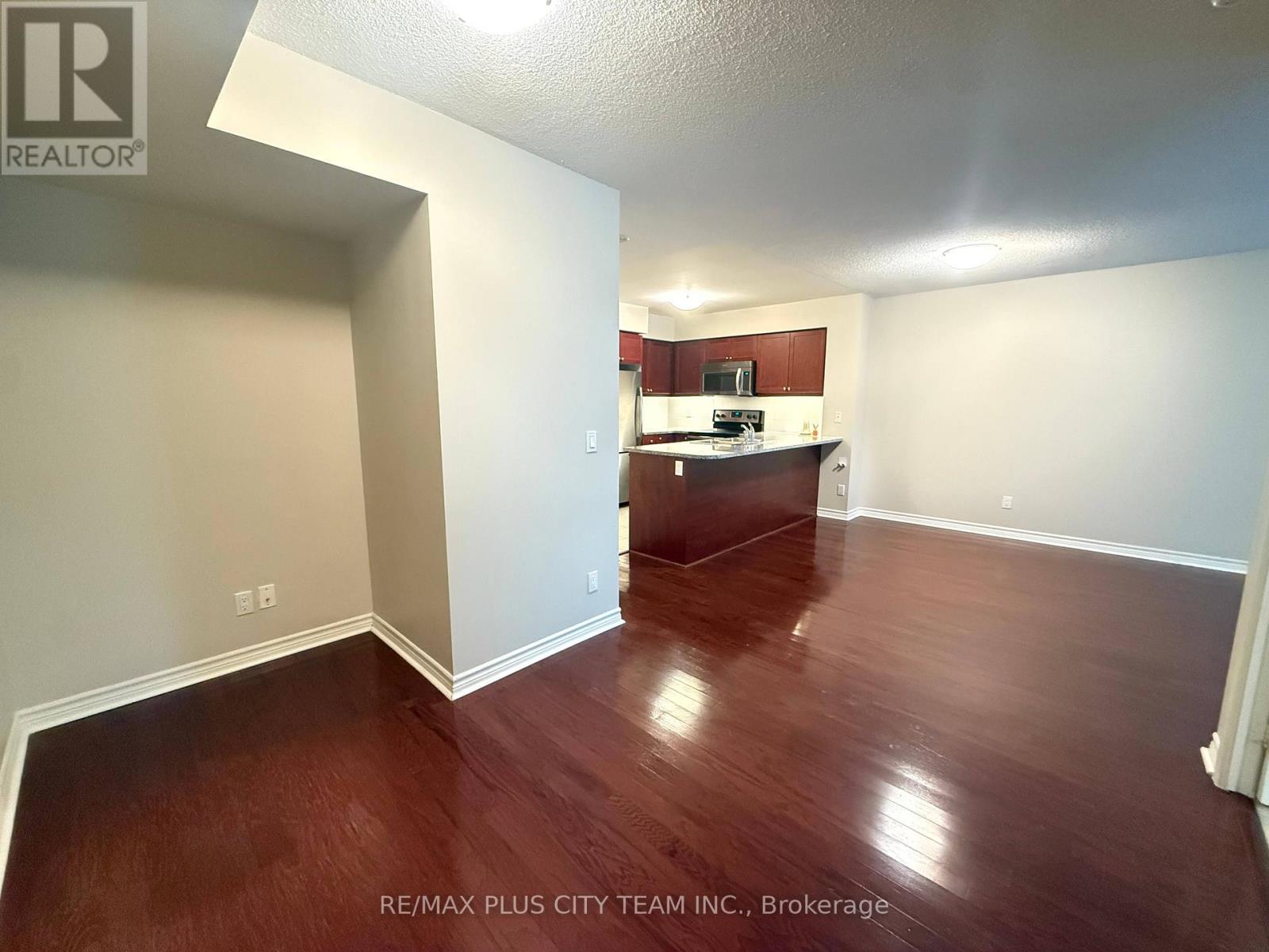 812 - 19 Grand Trunk Crescent, Toronto, Ontario  M5J 3A3 - Photo 7 - C12779288