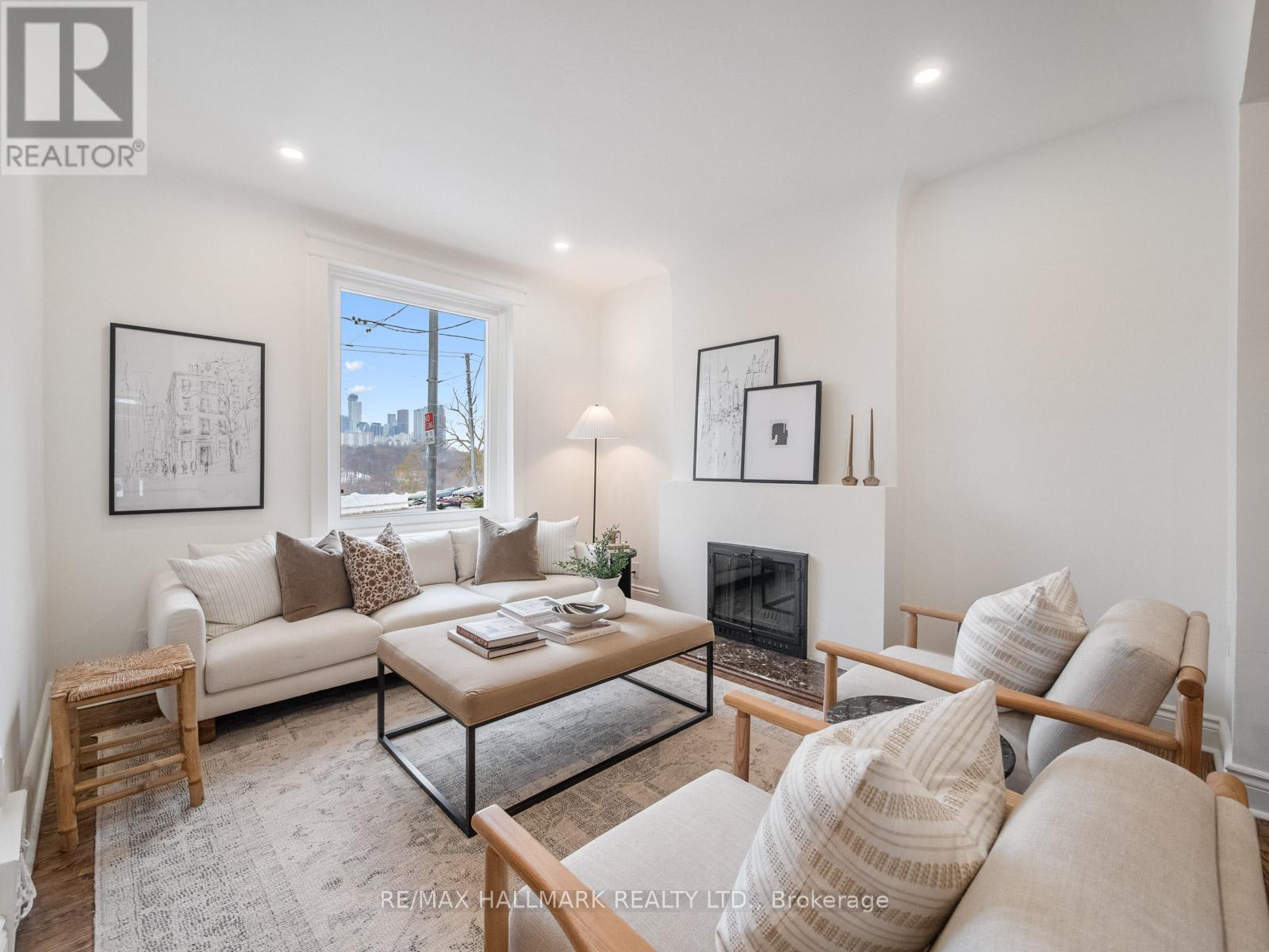 491 Broadview Avenue, Toronto (North Riverdale), Ontario  M4K 2N4 - Photo 2 - E12779252