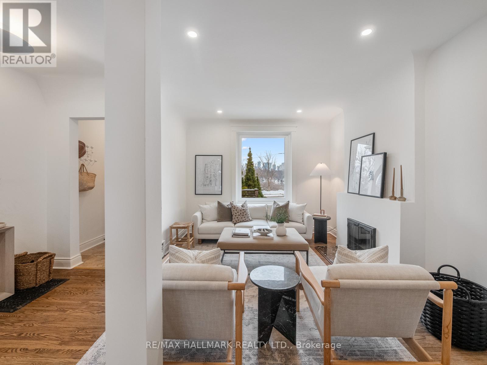 491 Broadview Avenue, Toronto (North Riverdale), Ontario  M4K 2N4 - Photo 3 - E12779252