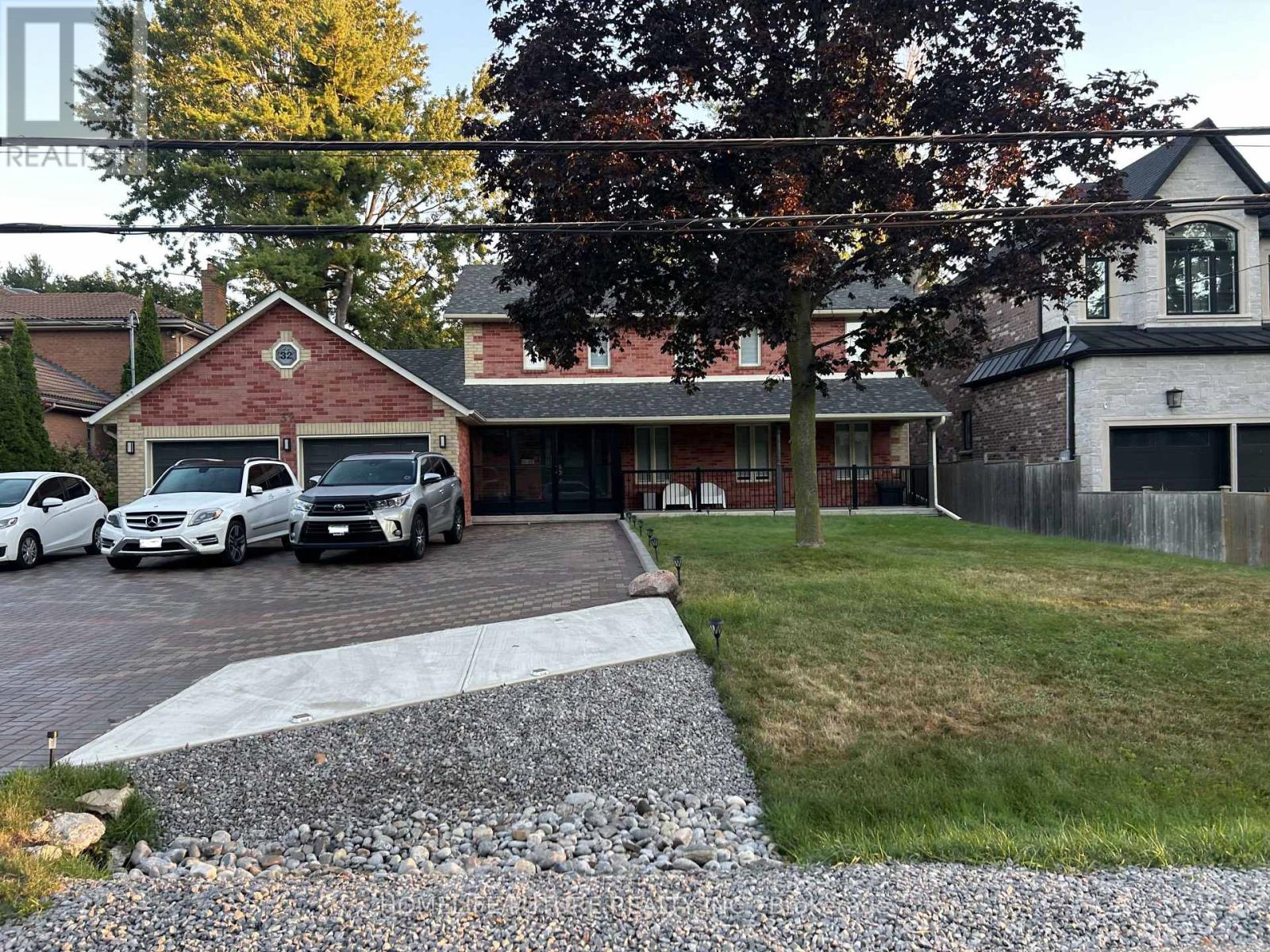 BSMT - 32 EUCLID AVENUE, Toronto, Ontario