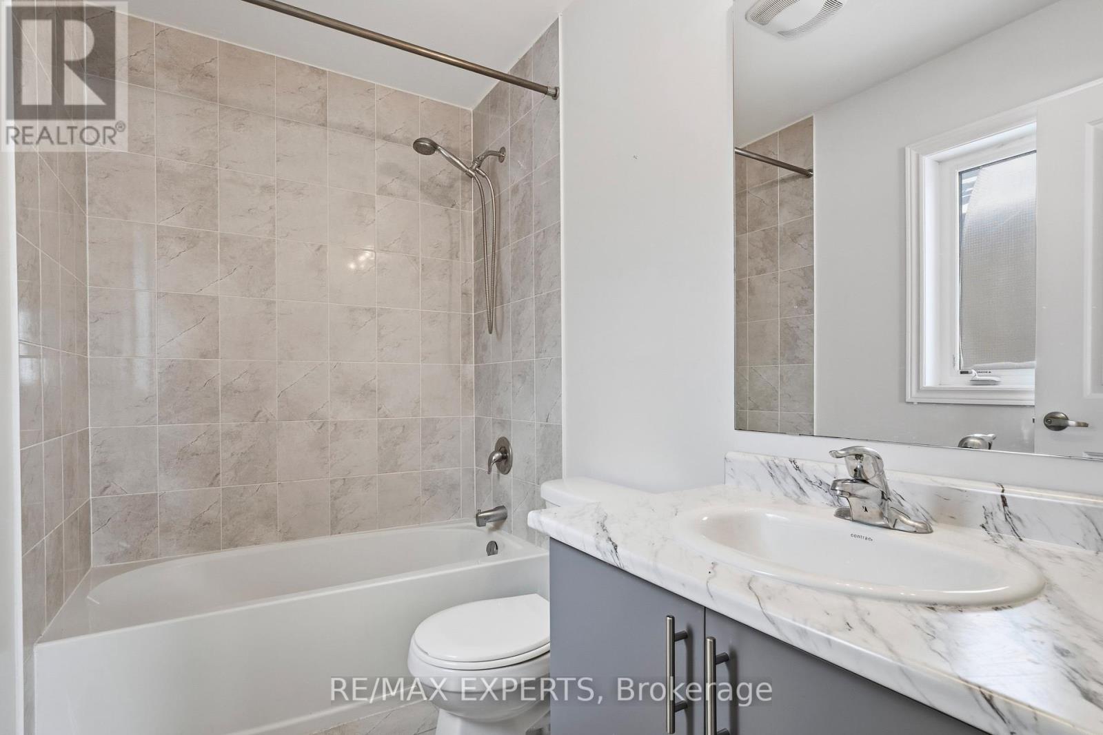 983 Barton Way, Innisfil, Ontario  L9S 0N5 - Photo 13 - N12774666