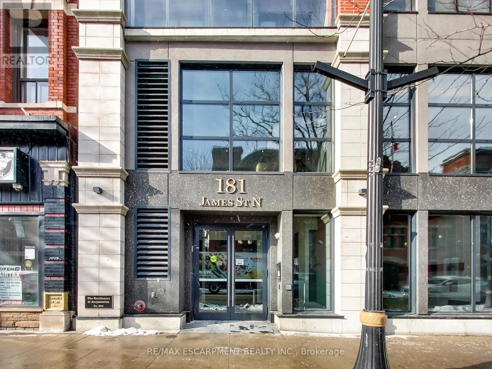 306 - 181 James Street N, Hamilton, Ontario  L8R 2K9 - Photo 3 - X12723724