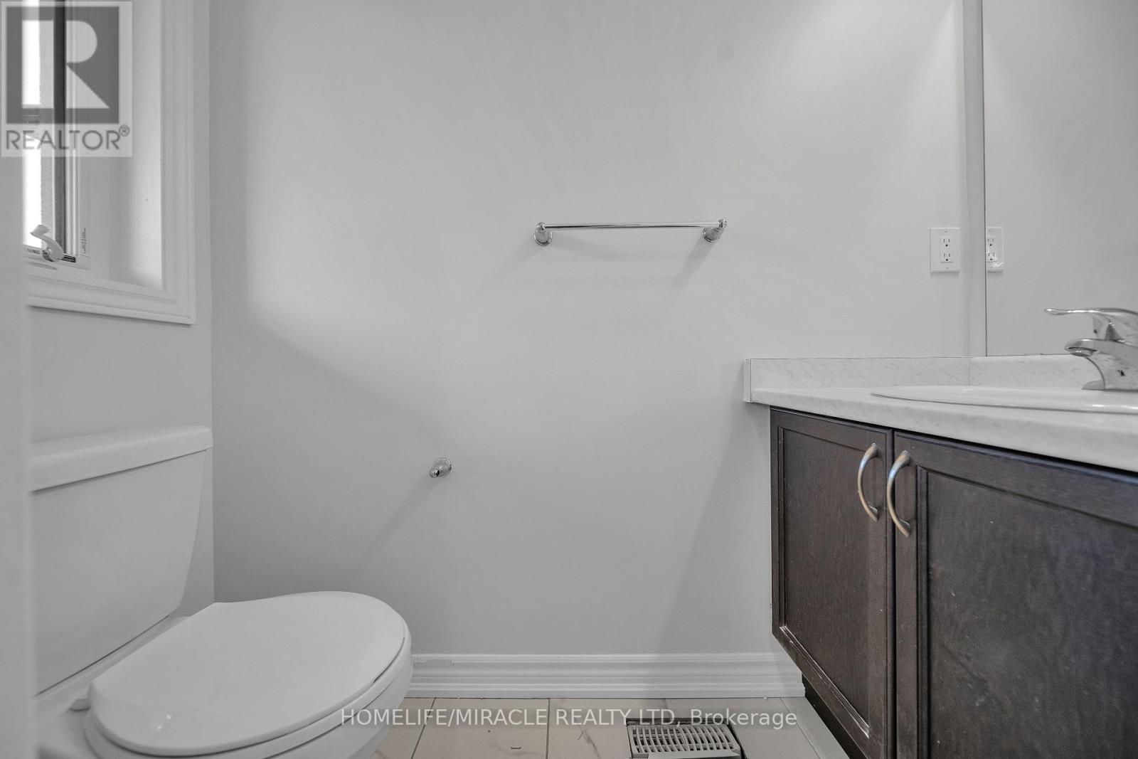 20 Tooker Drive, Brantford, Ontario  N3V 0B6 - Photo 5 - X12777802