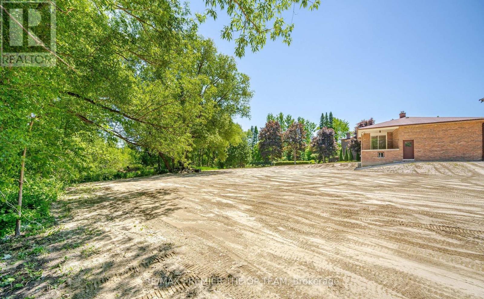 155 Dennison Street, King, Ontario  L7B 1B8 - Photo 7 - N12779222