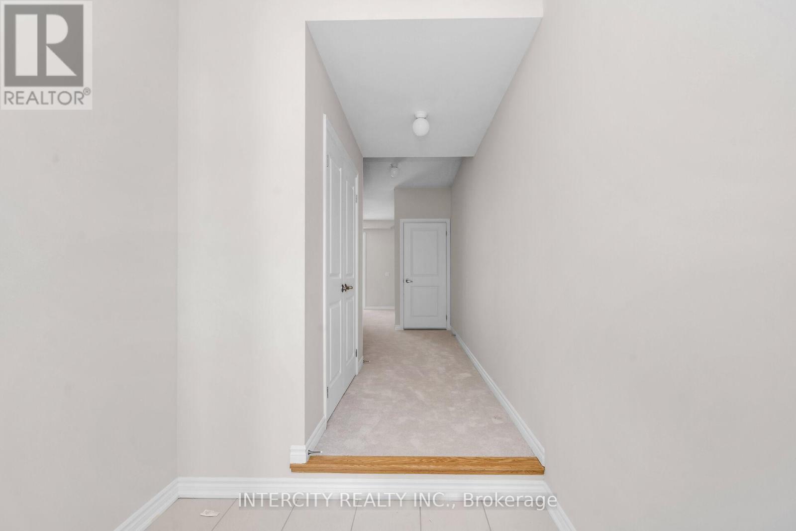 29 Drainie Street, Vaughan, Ontario  L4H 5J3 - Photo 4 - N12779250