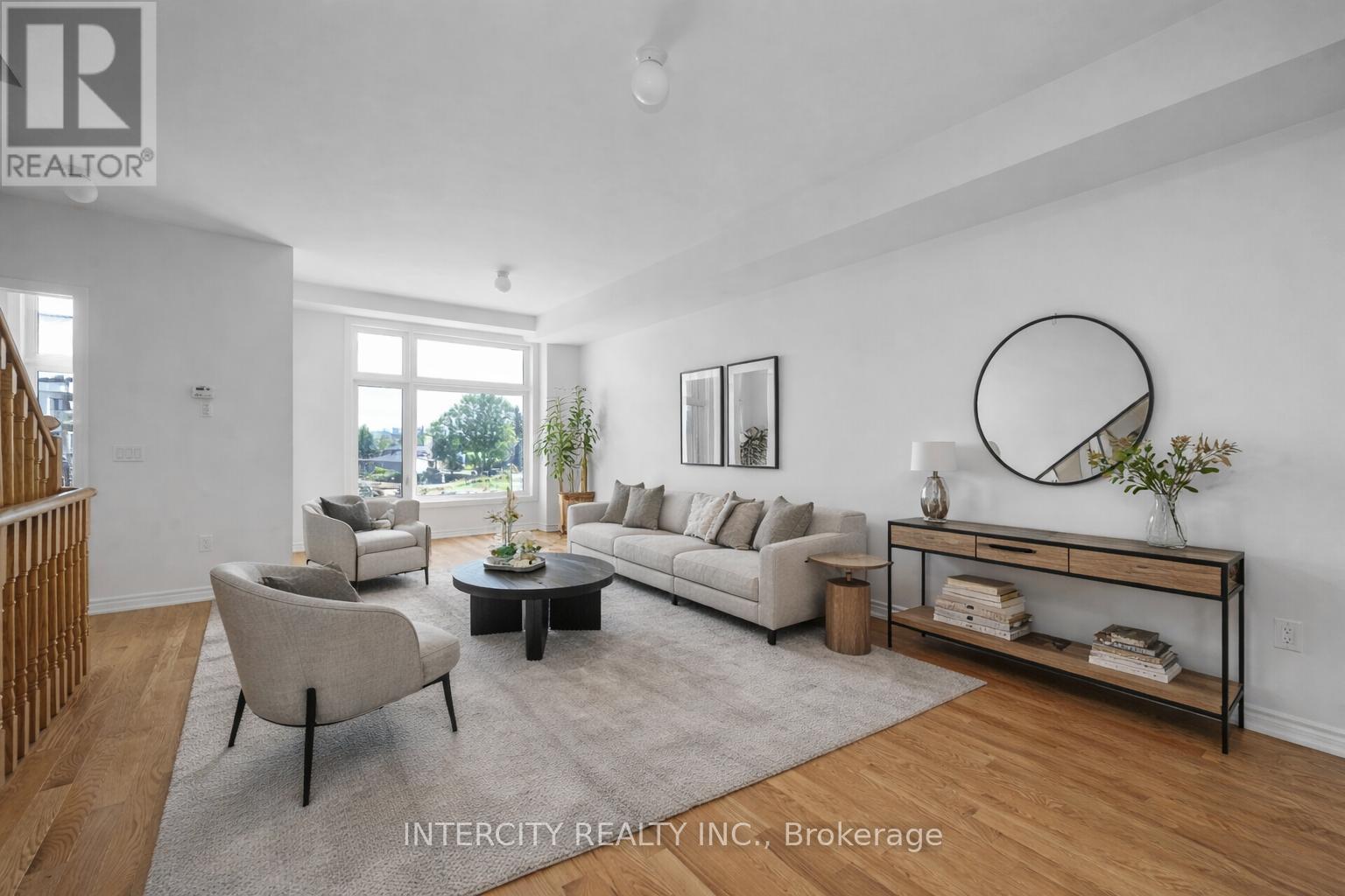 8 Radisson Street, Vaughan, Ontario  L4H 5J3 - Photo 10 - N12779260