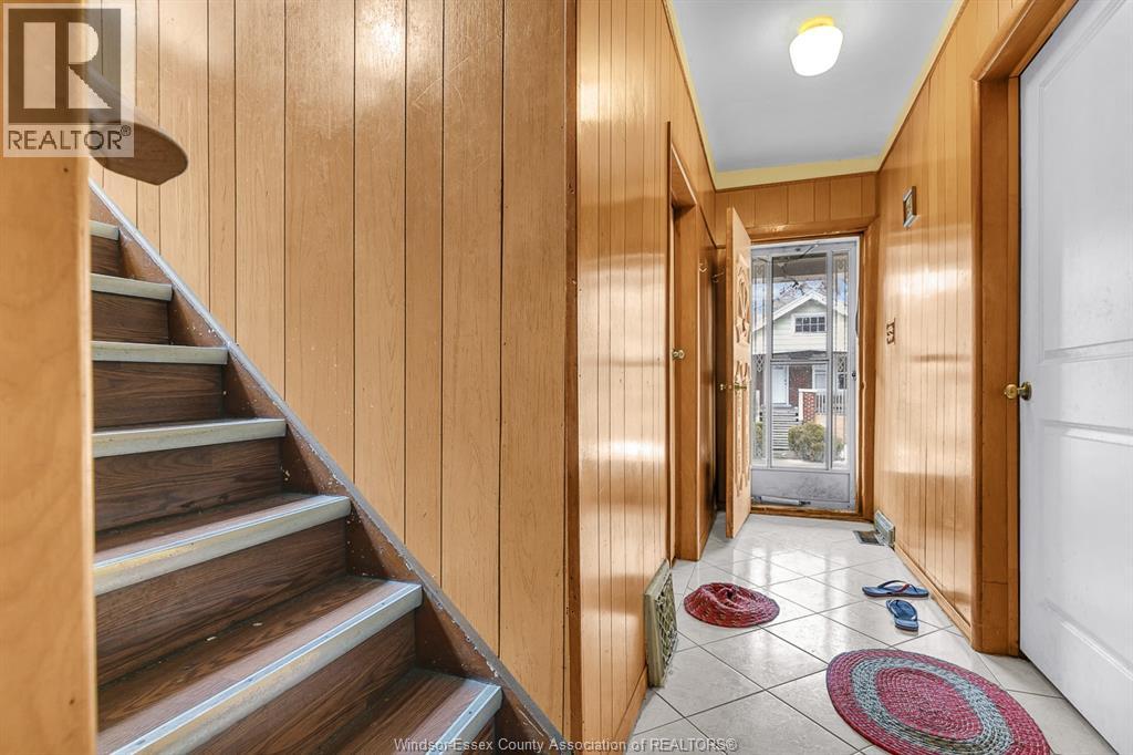 248 Rankin, Windsor, Ontario  N9B 2R5 - Photo 7 - 26003011