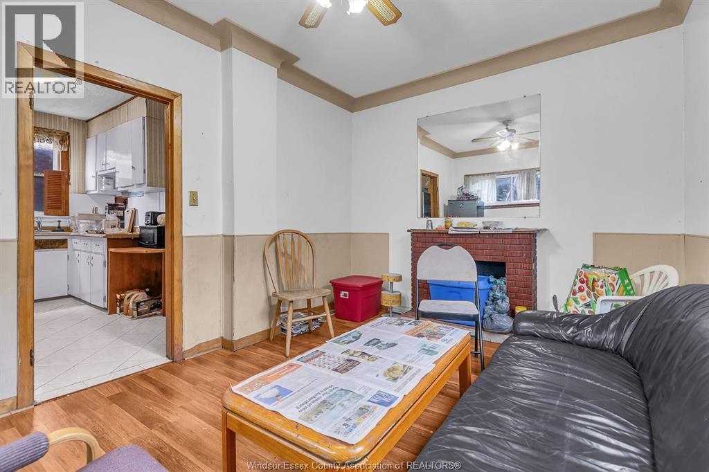 248 Rankin, Windsor, Ontario  N9B 2R5 - Photo 10 - 26003011