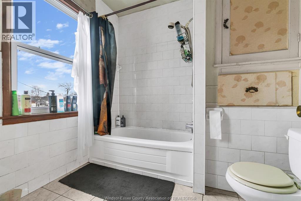 248 Rankin, Windsor, Ontario  N9B 2R5 - Photo 17 - 26003011