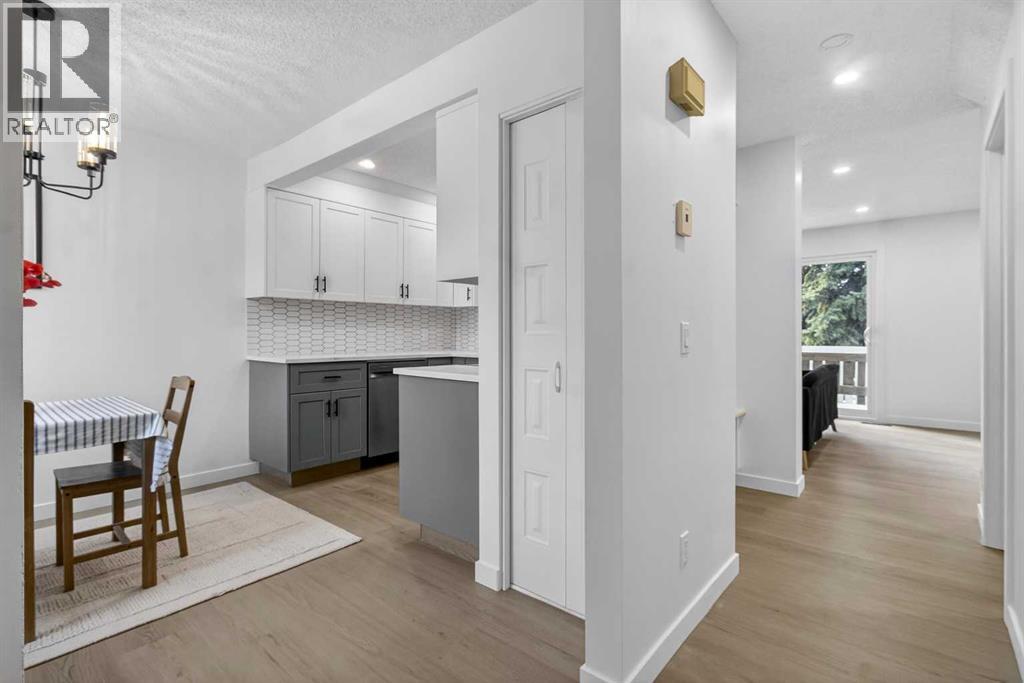 8, 14736 Deerfield Drive Se, Calgary, Alberta  T2J 5Y1 - Photo 7 - A2285188