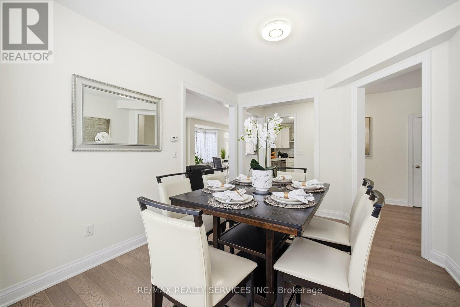 15 Farringdon Crescent, Brampton, Ontario  L7A 4Z5 - Photo 12 - W12779186