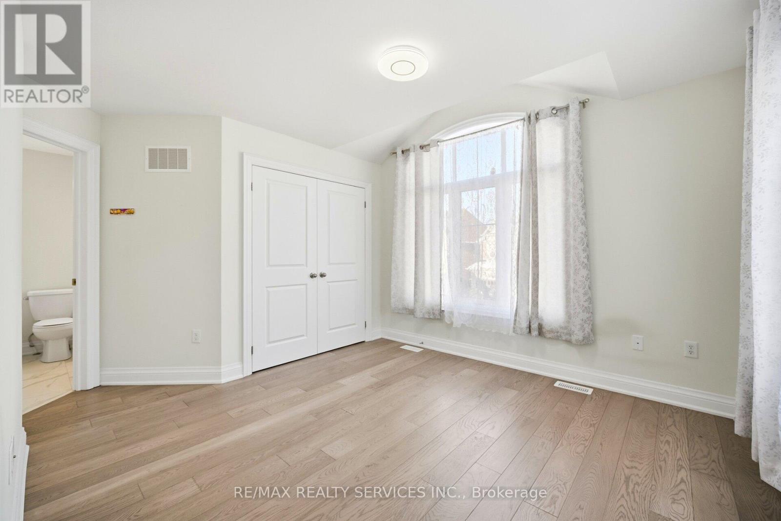 15 Farringdon Crescent, Brampton, Ontario  L7A 4Z5 - Photo 38 - W12779186