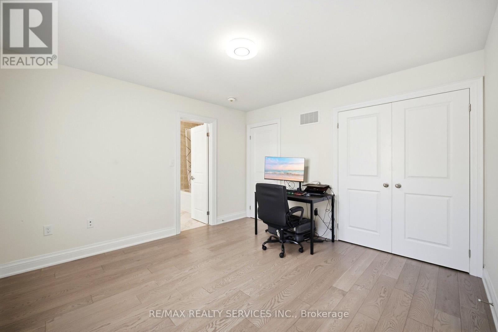 15 Farringdon Crescent, Brampton, Ontario  L7A 4Z5 - Photo 44 - W12779186