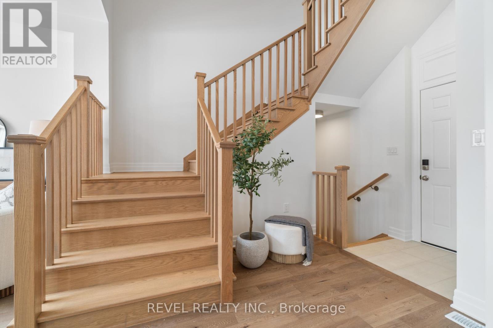 1220 Black Bear Trail, Oakville, Ontario  L6H 8B1 - Photo 20 - W12779202