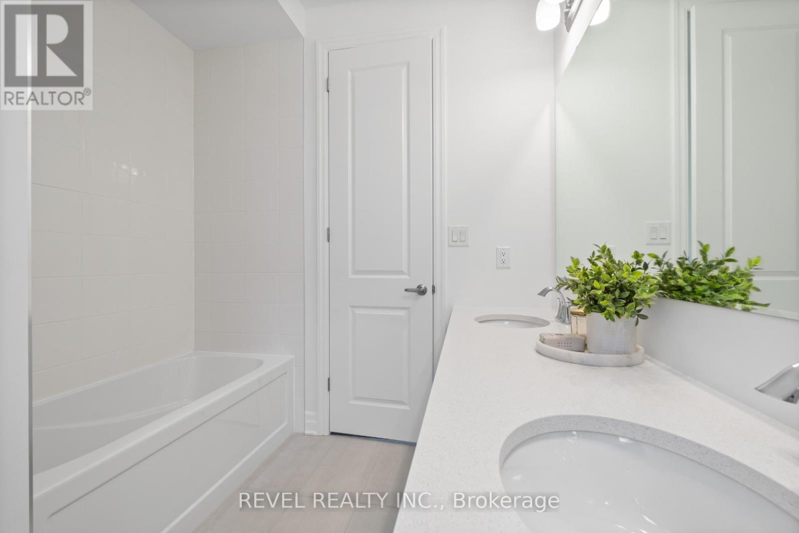 1220 Black Bear Trail, Oakville, Ontario  L6H 8B1 - Photo 30 - W12779202