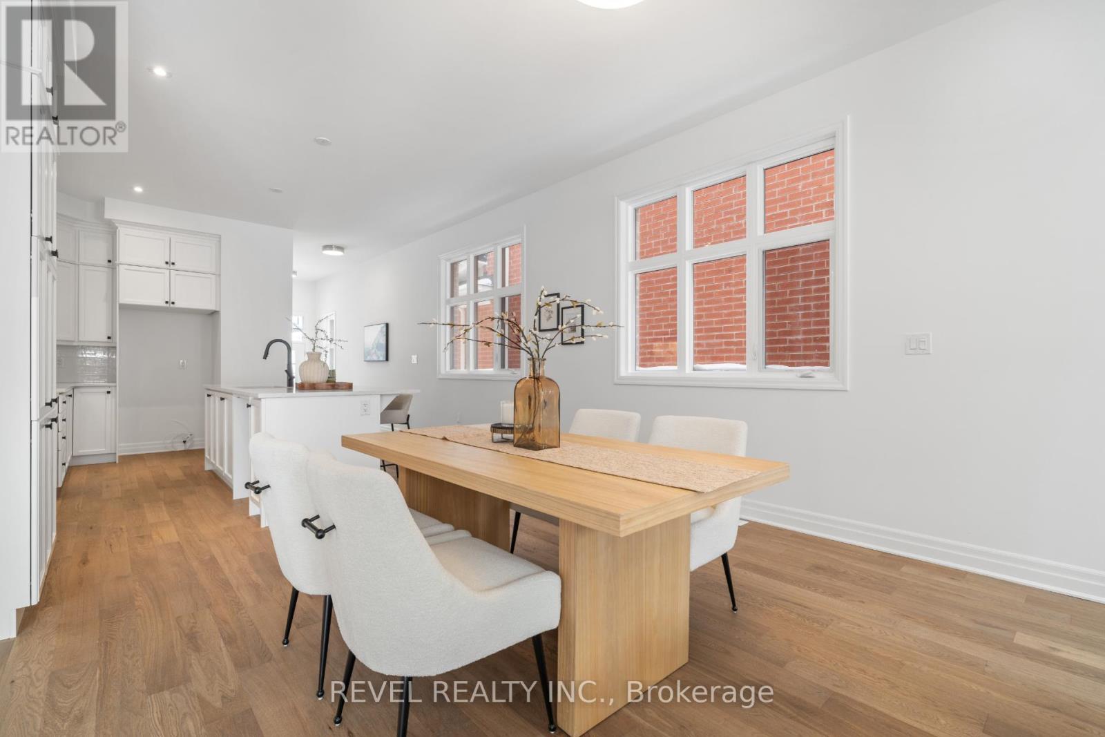 1220 Black Bear Trail, Oakville, Ontario  L6H 8B1 - Photo 9 - W12779202